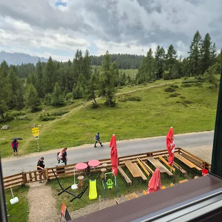 Kro Tauplitzhaus Der Naturfreunde - Naturfreundehaus Auf Der Tauplitzalm
