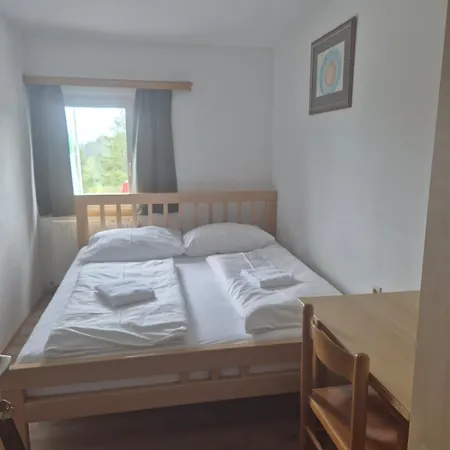 Kro Tauplitzhaus Der Naturfreunde - Naturfreundehaus Auf Der *