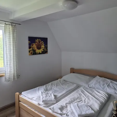 Tauplitzhaus Der Naturfreunde - Naturfreundehaus Auf Der Kro Tauplitzalm
