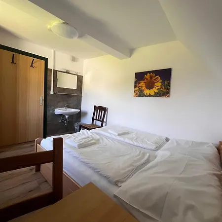 Kro Tauplitzhaus Der Naturfreunde - Naturfreundehaus Auf Der Tauplitzalm